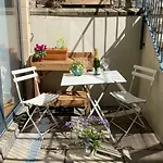 Stylish 2 Bedroom Self-contained In The Heart Of Clifton Village بريستول