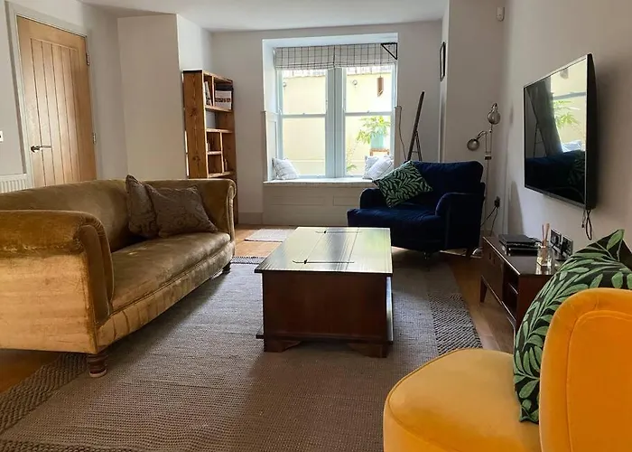 Apartment Stylish 2 Bedroom Self-contained In The Heart Of Clifton Village Bristol